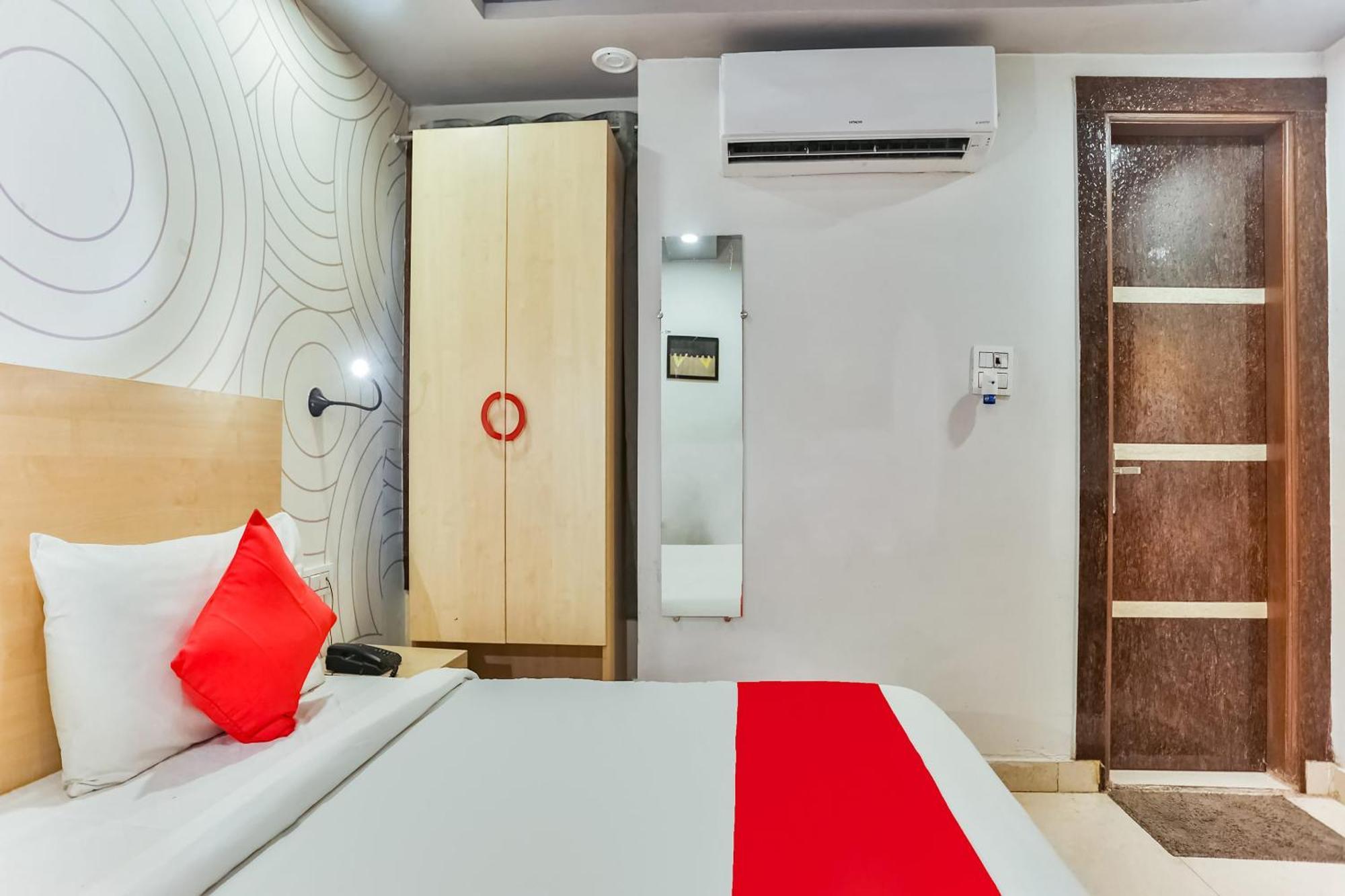 Hotel O Happy Inn Дели Экстерьер фото