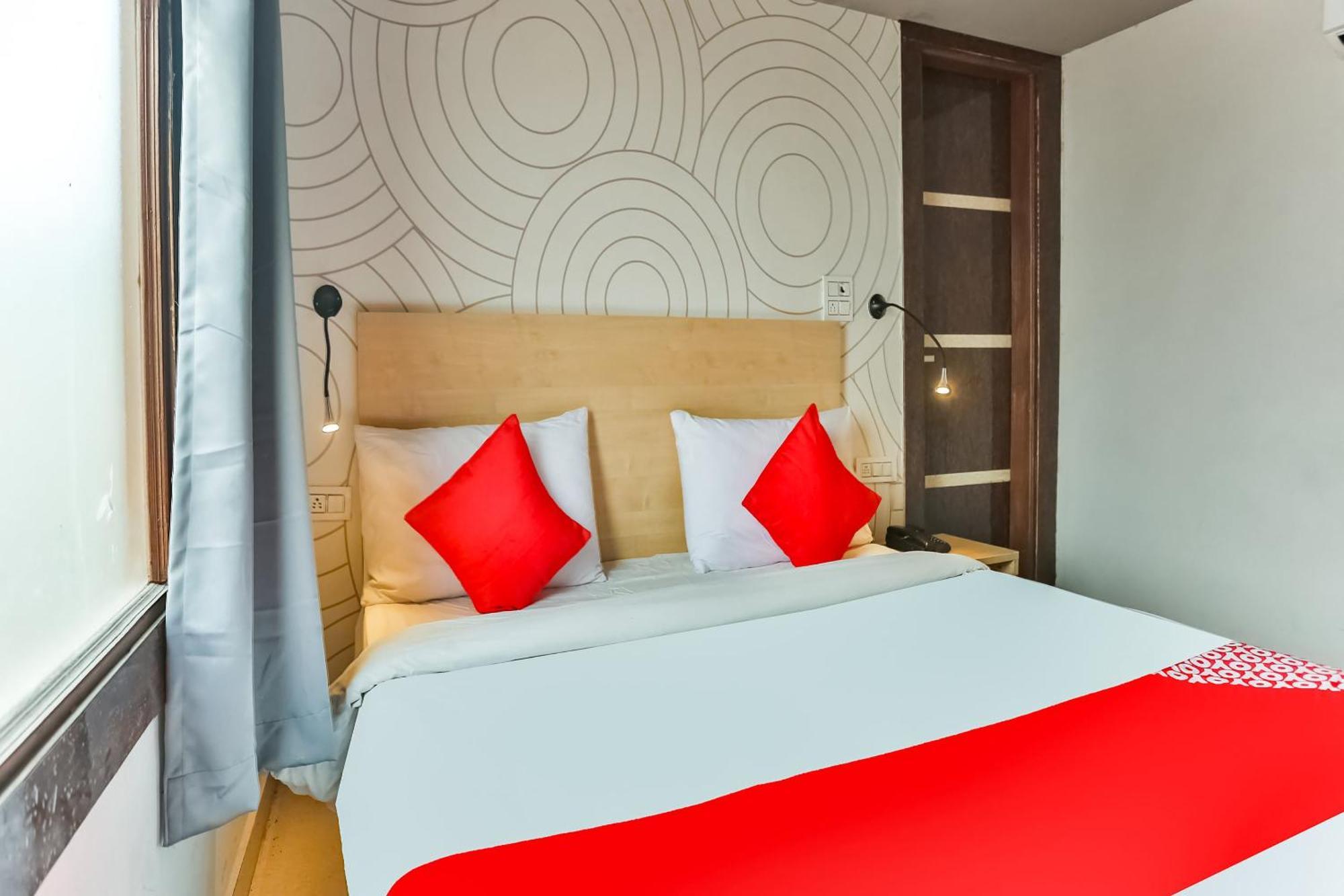 Hotel O Happy Inn Дели Экстерьер фото