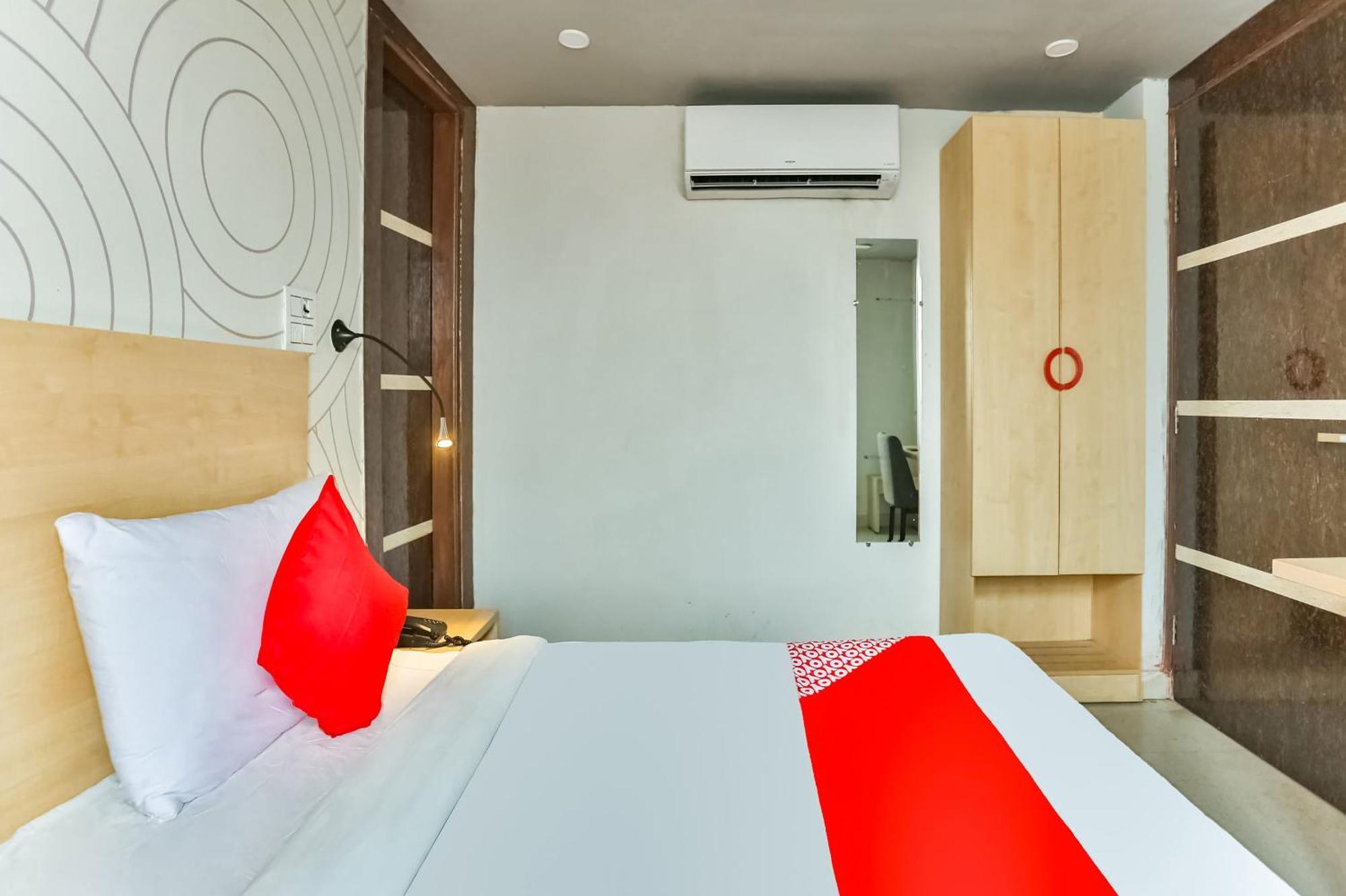 Hotel O Happy Inn Дели Экстерьер фото