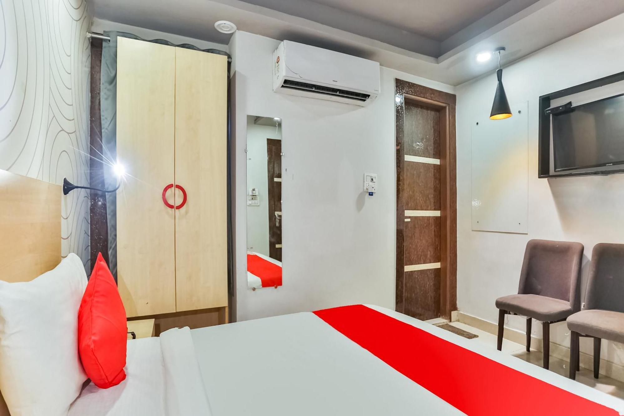 Hotel O Happy Inn Дели Экстерьер фото